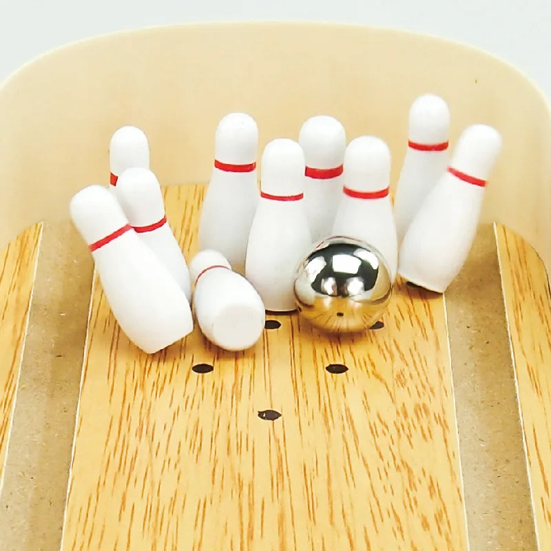 High-end small safe wooden children's educational innovation toys mini bowling set tabletop game wooden parent-child fun toys