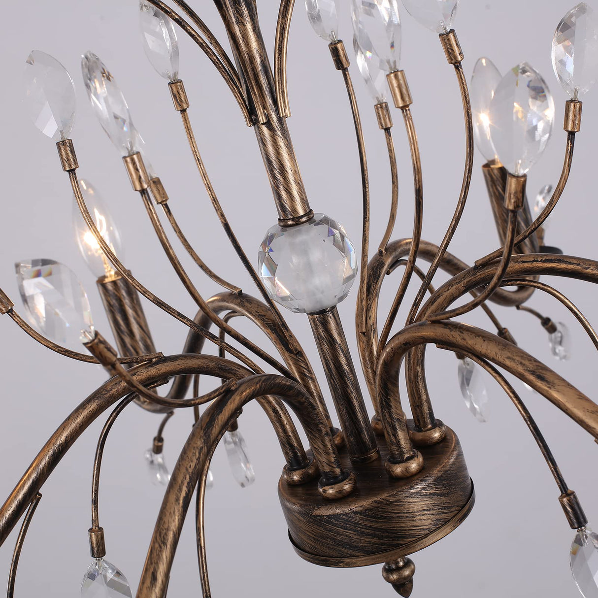 Bronze Farmhouse Crystal Chandelier, 6-Light Rustic Pendant Lighting Fixtures with Crystal Branch, Vintage French Country Chandeliers for Dining Room Living Room Kitchen Bedroom Restaurant