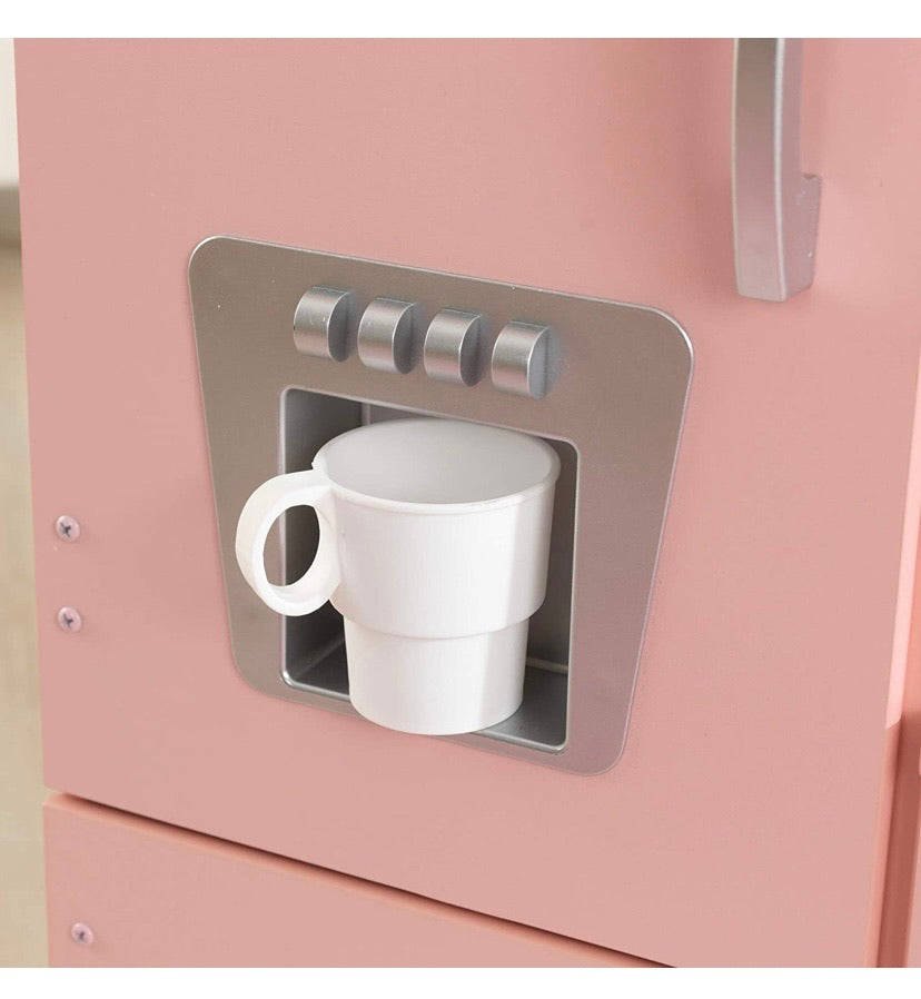 Kids Vintage Kitchen in Pink
