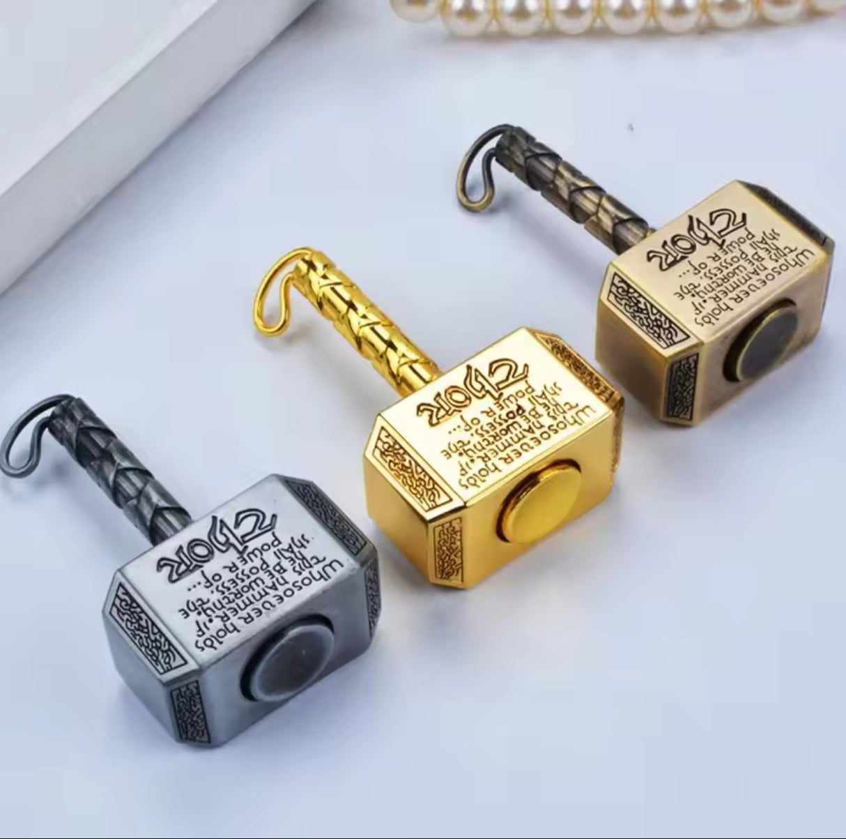 Superhero Battle Hammer Fidget Hand Spinner Metal The Mighty Mjolnir Fingertip Keychain Toy Stress Relief Toys For Kids Gifts