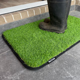 Mattitude Outdoor Dust-Off Mat 90 x 60cm - Artifical Grass 40mm Pile Turf Dirt Trapper, Weatherproof, Non-Slip, Washable & Easy Clean - for Home Entryway, Garage, Camping, Caravan