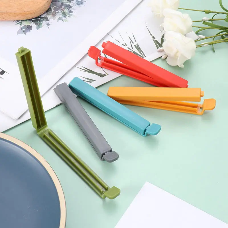 Food Bag Clips 50-Pack - Airtight Sealing Clamps for Snacks, Chips, Tea Bags, Kitchen Organization, Plastic Food-Safe Bag Sealer