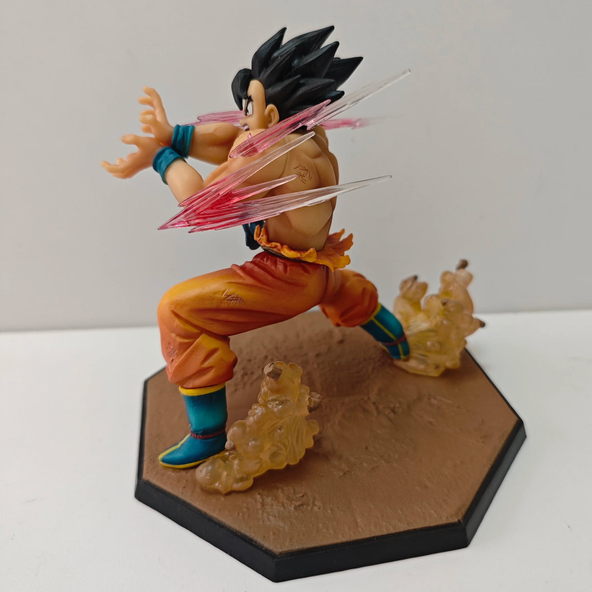 Dragon Ball Anime Son Goku KaMeHaMeHa Lamp Led Bulb Action Figures Model Figurine Figure & Base & Lamp DIY Decoration Collection
